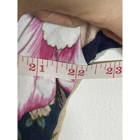 JOHNNY WAS Nellie Favorite S/S Multicolor Floral V-Neck Swing Tee Size L - Picture 12 of 13